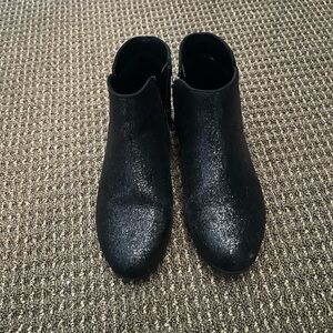 Cat & Jack Black Glitter Ankle Boots for Kids